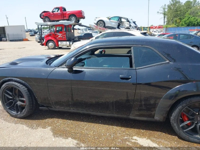 Dodge Challenger 2016 DODGE CHALLENGER, снимка 6 - Автомобили и джипове - 53365845