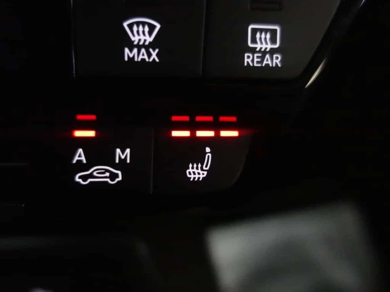 Audi A3 2023 * | AWD | Leather | Sunroof | Digital Dash, снимка 9 - Автомобили и джипове - 53527153