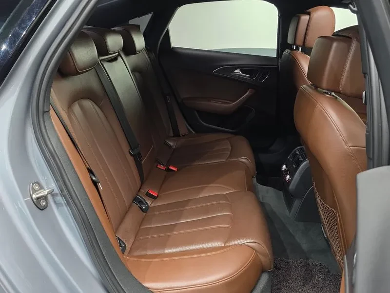Audi A6 2.0 TDI Quattro, снимка 11 - Автомобили и джипове - 54561228