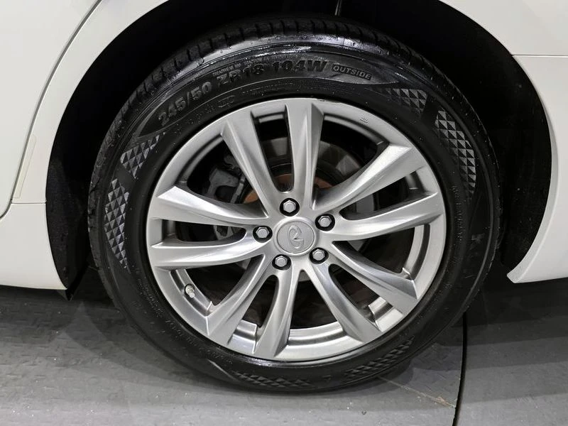 Infiniti Q70 3.7 Automatic, снимка 5 - Автомобили и джипове - 55597816