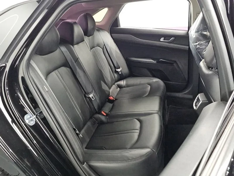 Kia K5 2.0 Lpi, снимка 11 - Автомобили и джипове - 56512885