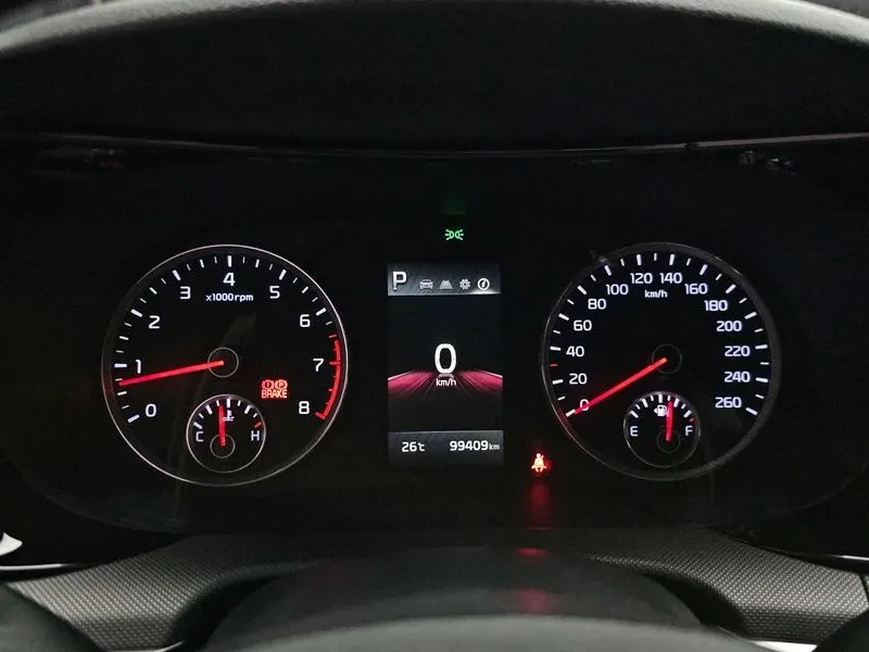 Kia K5 2.0 Lpi, снимка 8 - Автомобили и джипове - 56512885