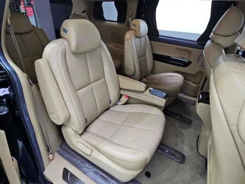 Kia Carnival High Limousine Noblesse Special/ 9 ����� | Mobile.bg � ����������� 11