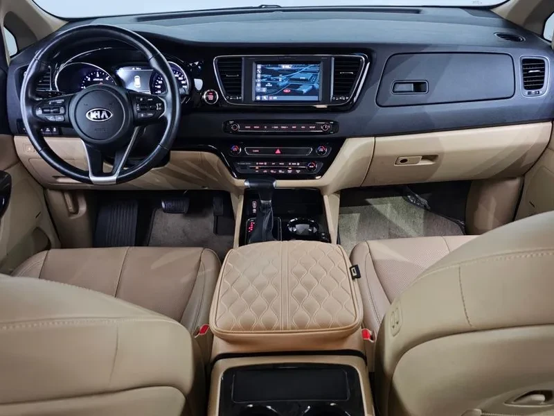 Kia Carnival High Limousine Noblesse Special/ 9 ����� | Mobile.bg � ����������� 7