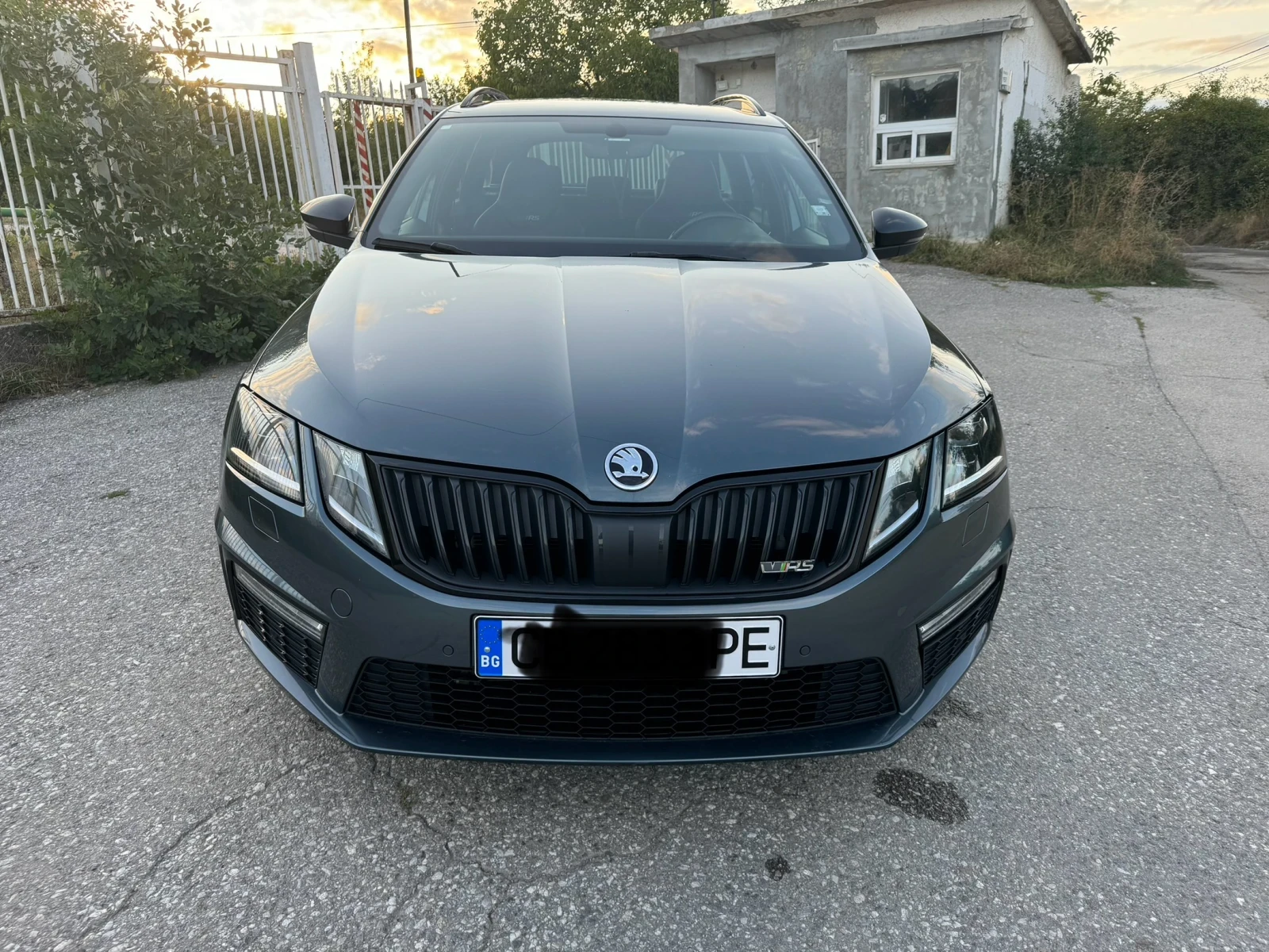 Skoda Octavia VRS/4х4/FULL LED/с регистрация/2 чифта гуми - изображение 2