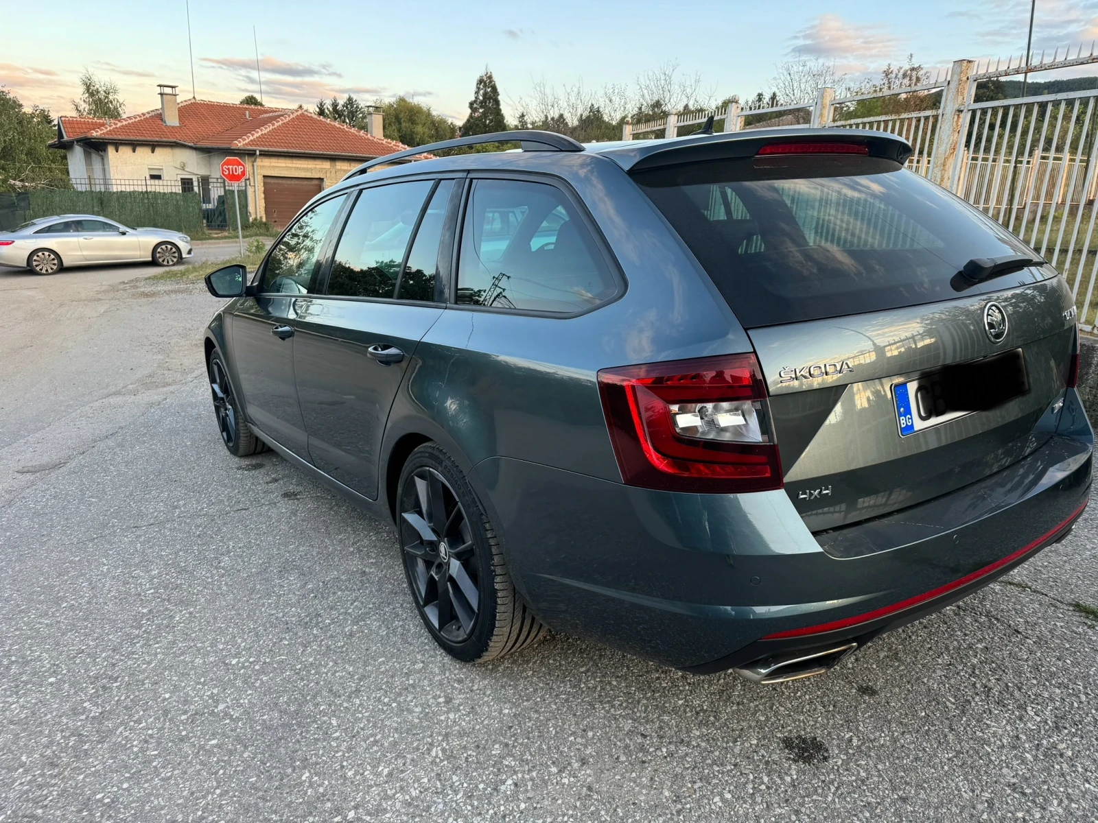 Skoda Octavia VRS/4х4/FULL LED/с регистрация/2 чифта гуми - изображение 5