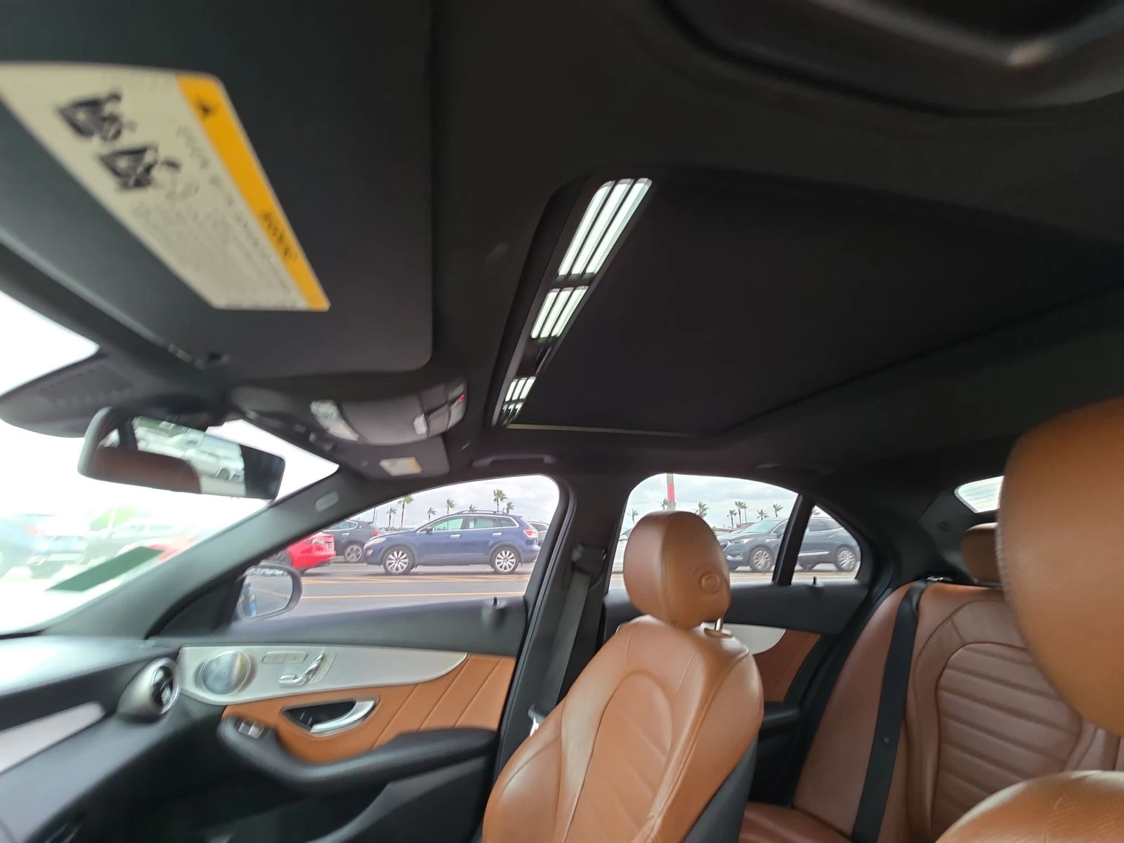 Mercedes-Benz C 43 AMG C 43 4MATIC Sedan* Blind Spot* Обдухване* Burmeste - изображение 9