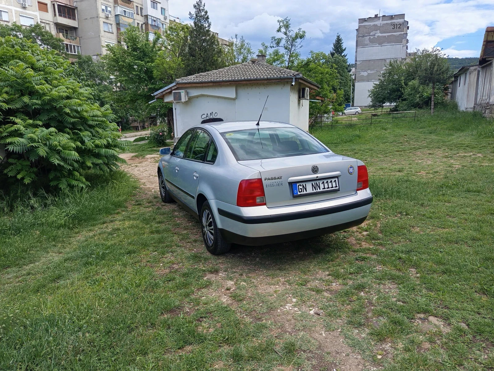 VW Passat 1.6i - изображение 4