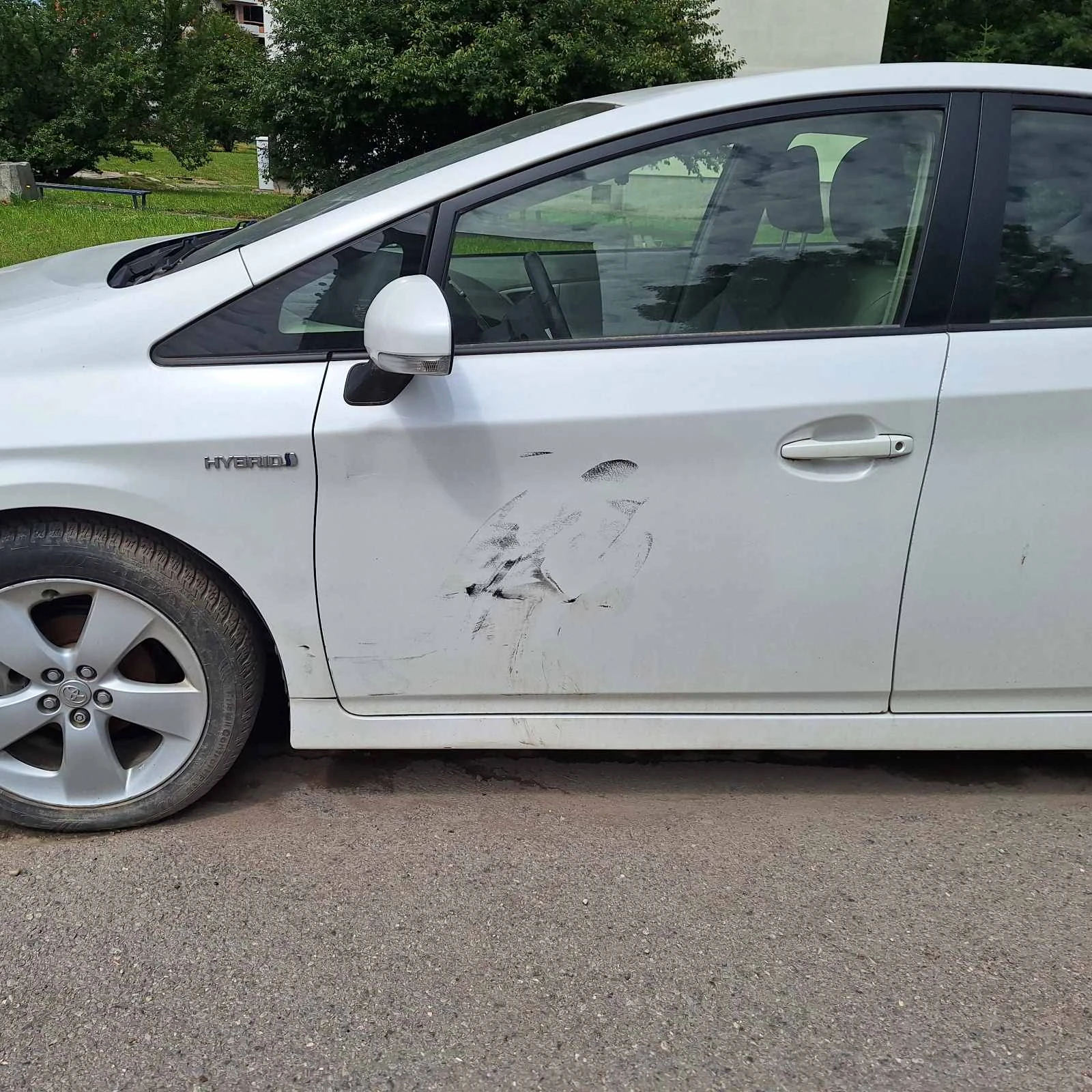 Toyota Prius  - изображение 3