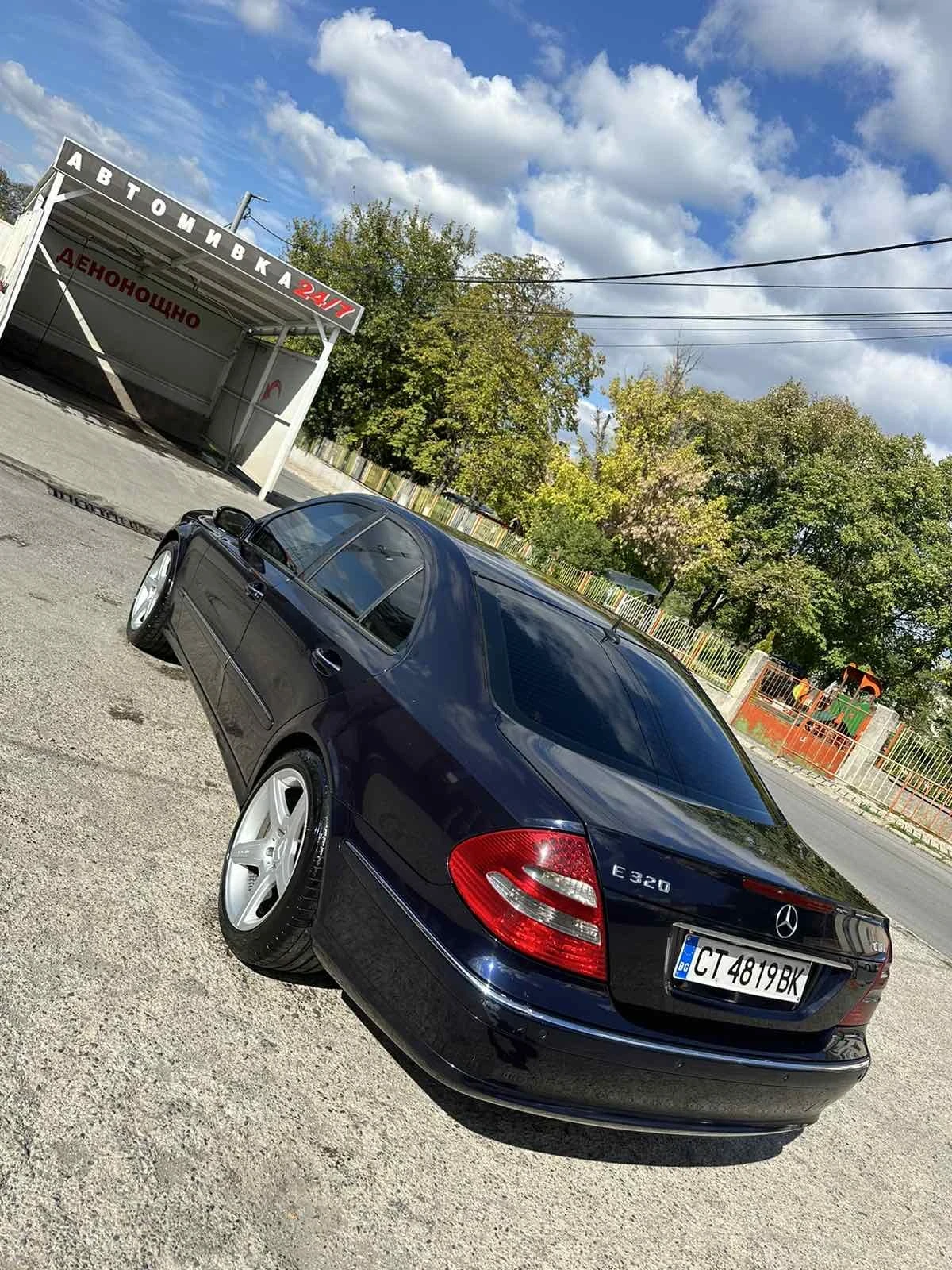 Mercedes-Benz E 320  - изображение 2