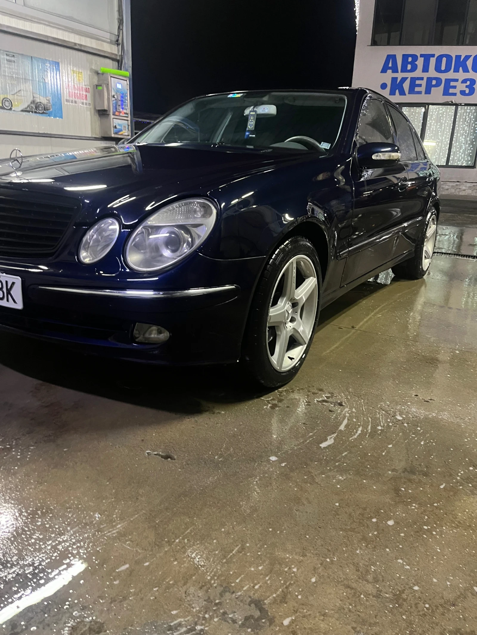 Mercedes-Benz E 320  - изображение 9