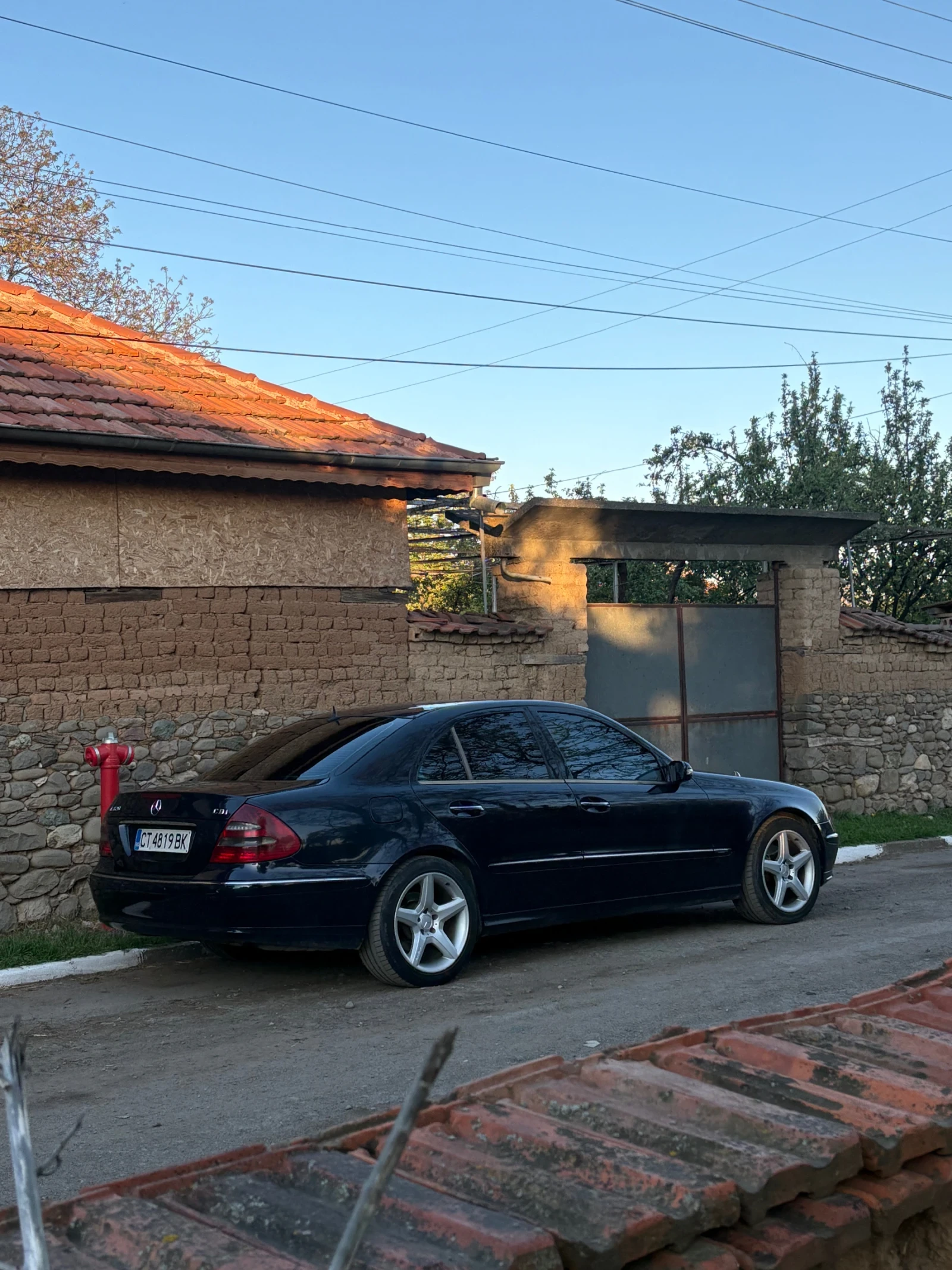 Mercedes-Benz E 320  - изображение 7