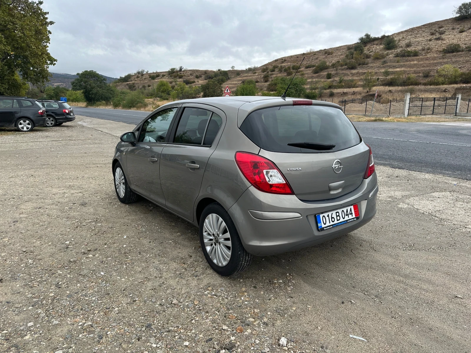 Opel Corsa 1.3CDTi EURO5B - изображение 5