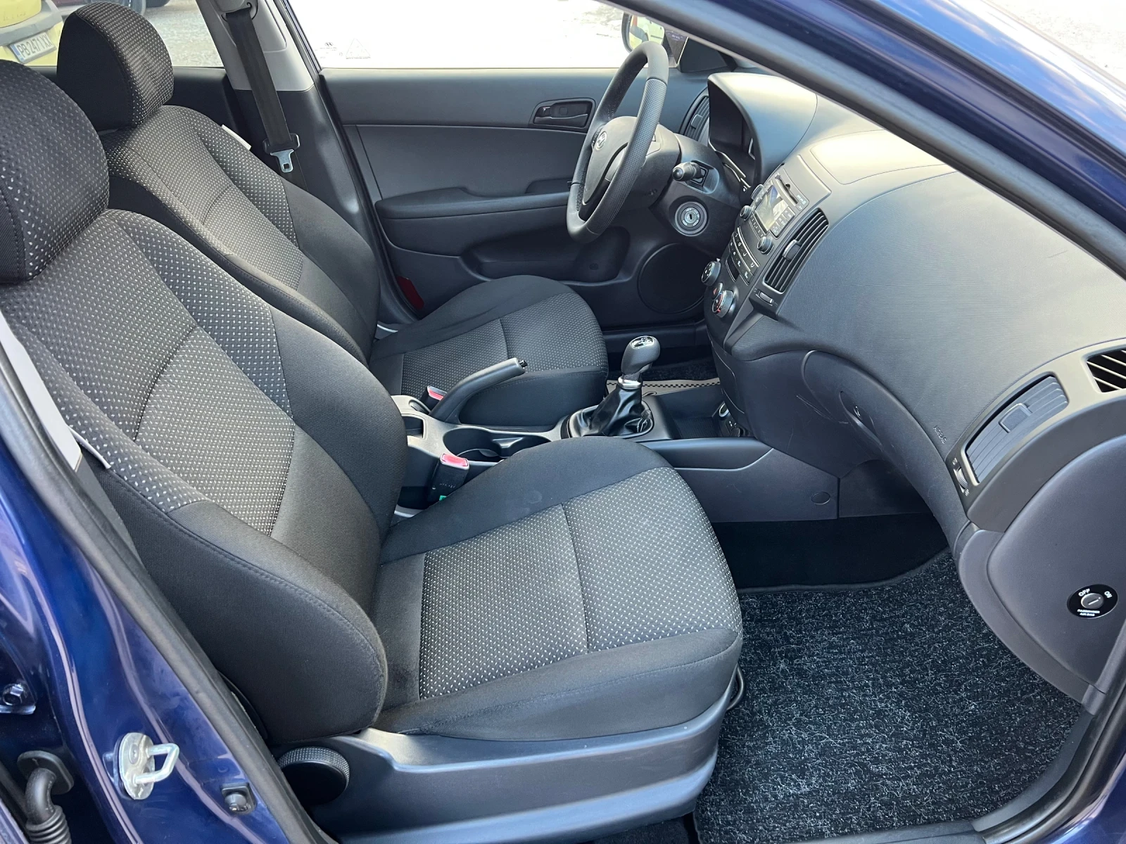 Hyundai I30 1.4i 105hp - изображение 10