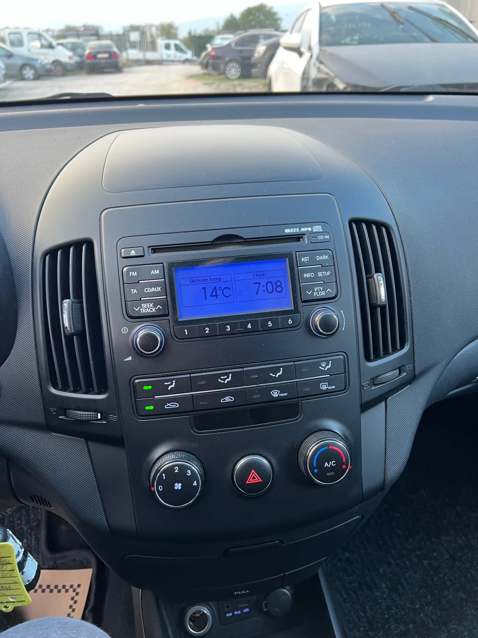 Hyundai I30 1.4i 105hp - изображение 9