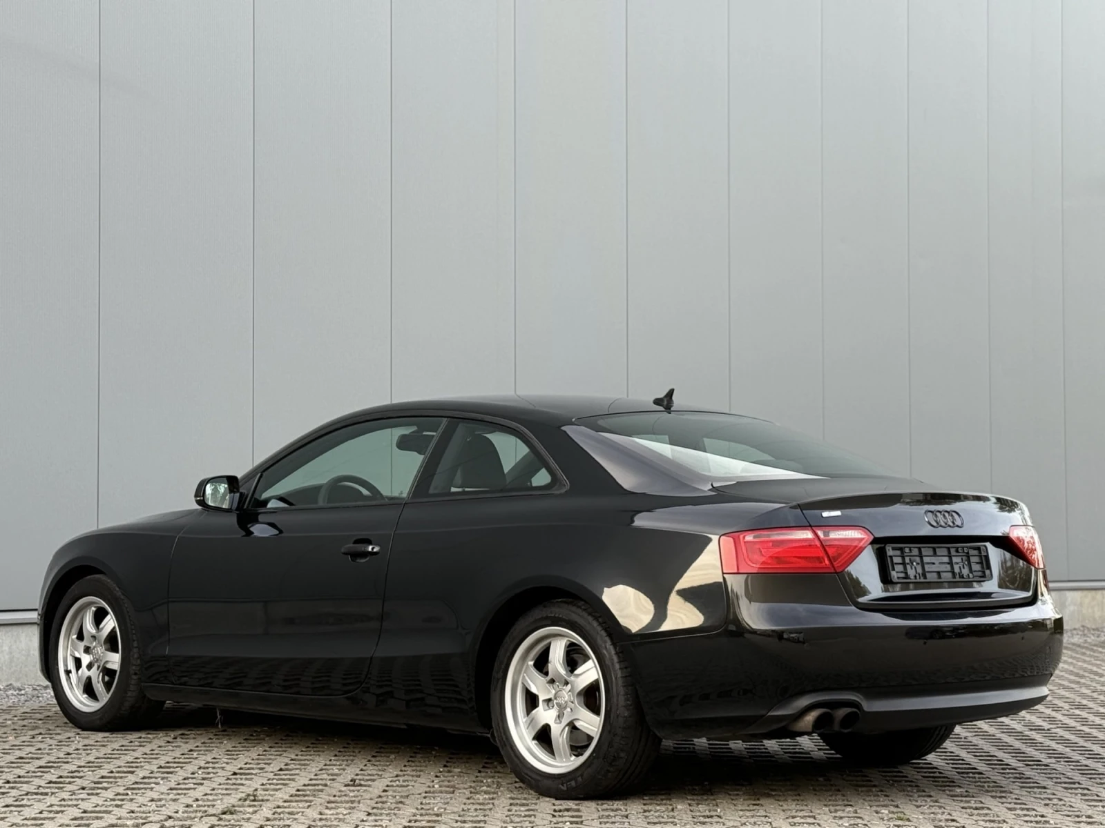 Audi A5 2.0 TFSI/180к.с/АВТОМАТ/без забележки/БЕЛГИЯ - изображение 2