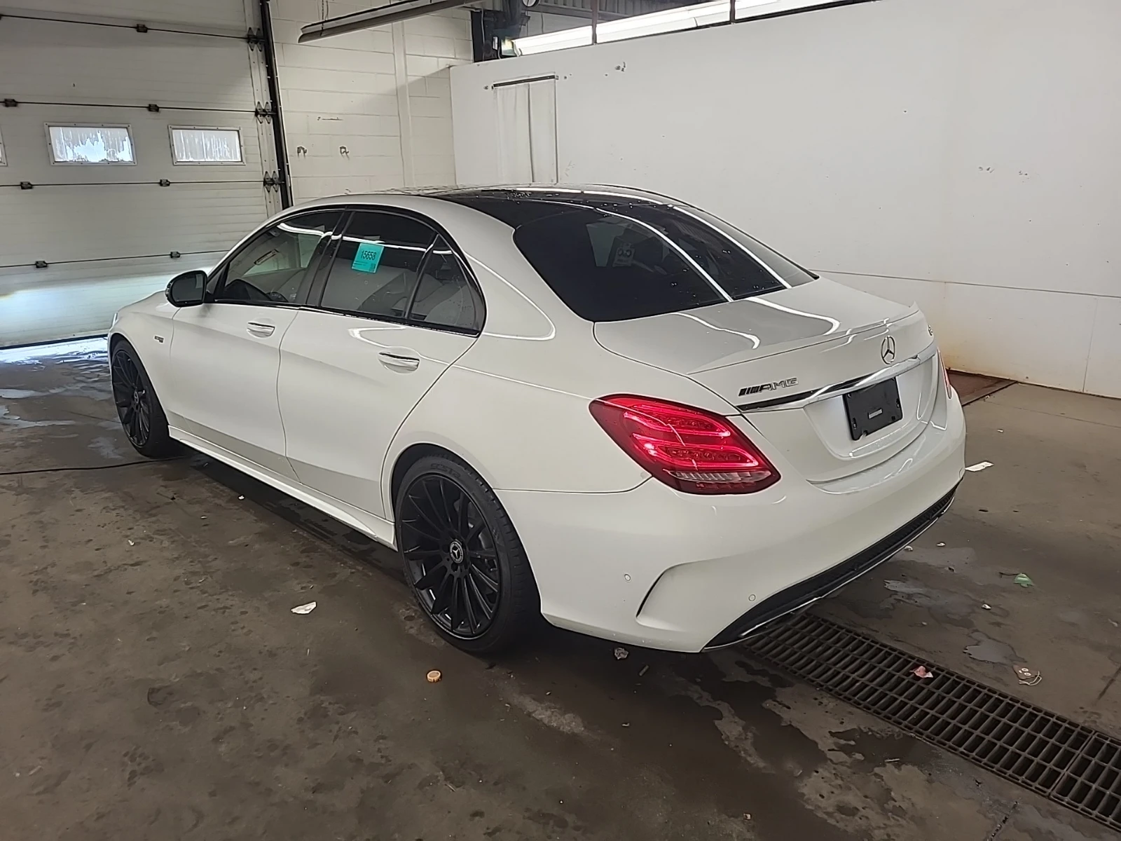 Mercedes-Benz C 43 AMG SEDAN * CARFAX *  *   *  | Mobile.bg   4