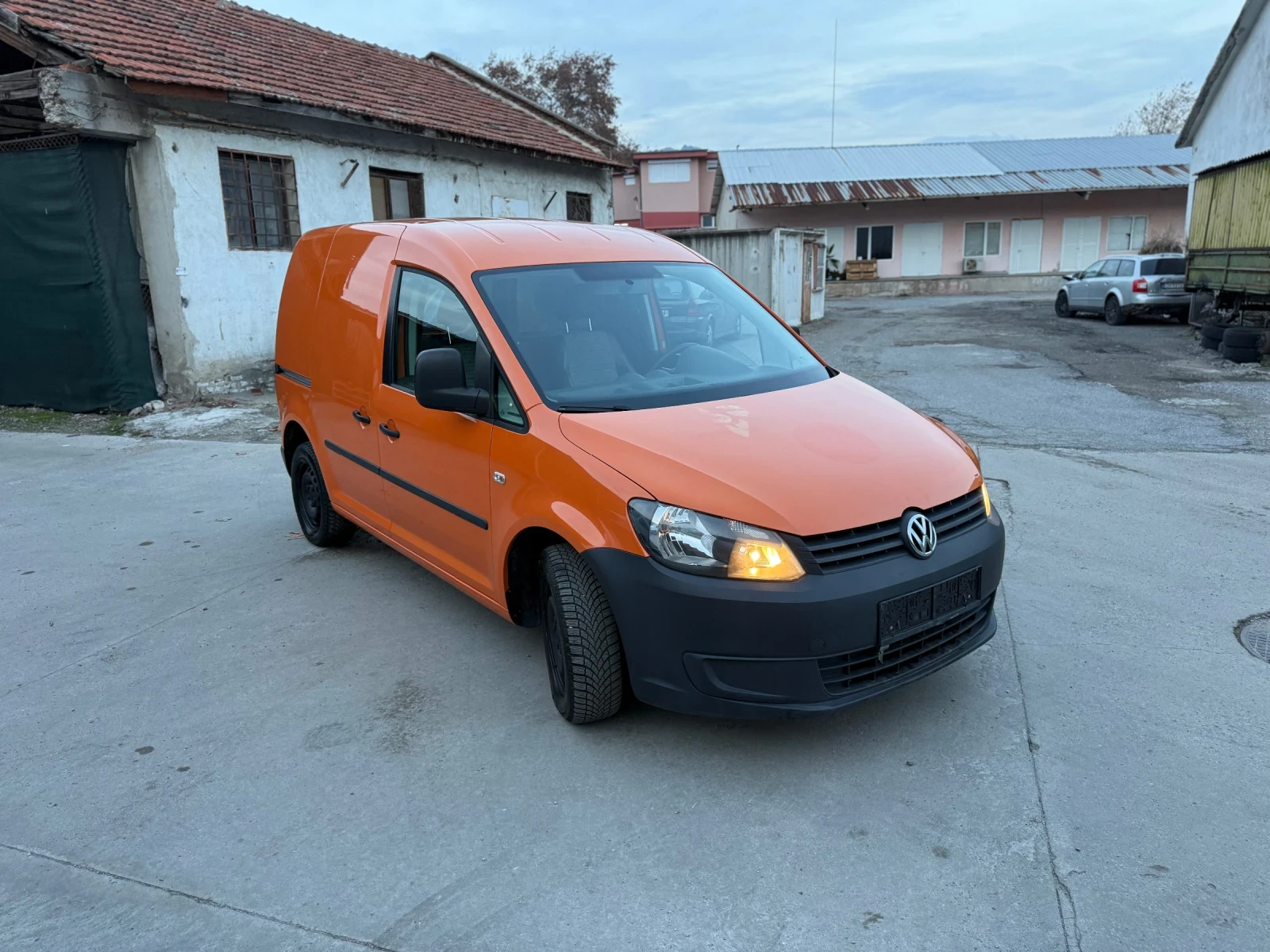VW Caddy Бензин Метан - изображение 4