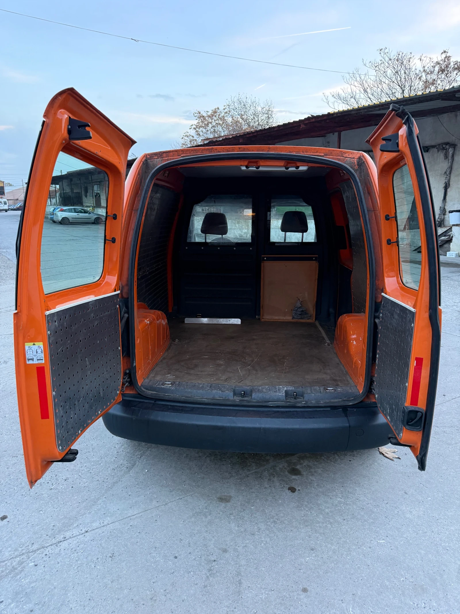 VW Caddy Бензин Метан - изображение 3