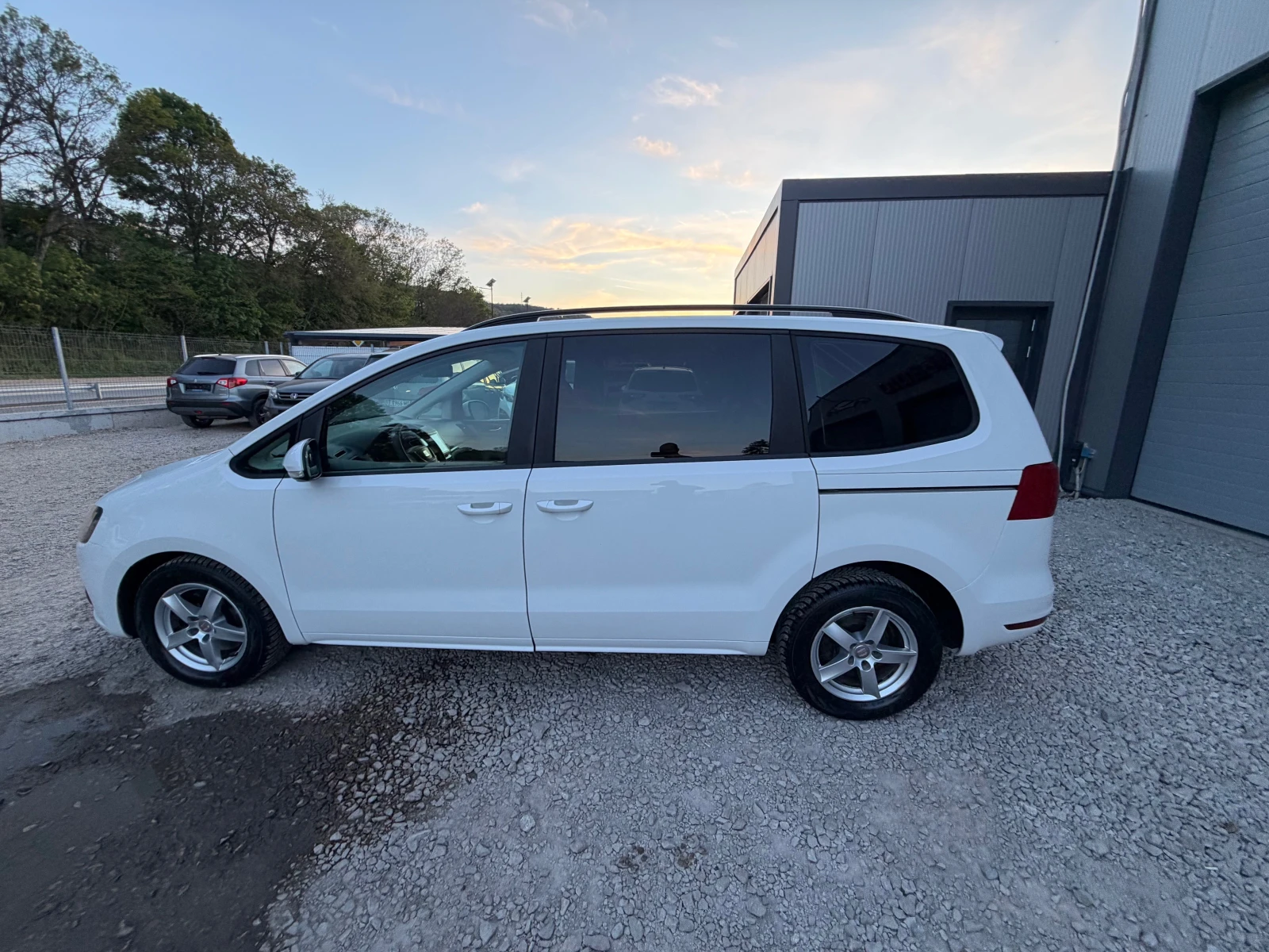Seat Alhambra 2.0TDI* EVRO5#6SPEED* Navi, снимка 16 - Автомобили и джипове - 52902304