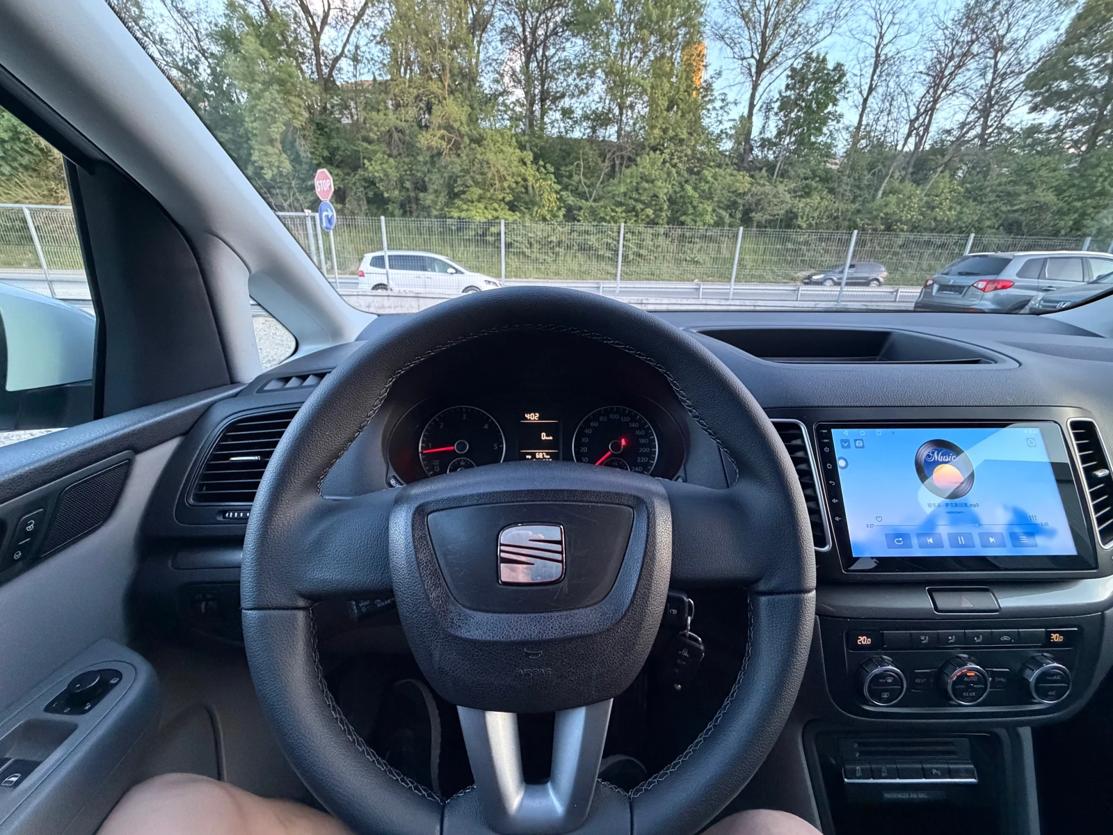 Seat Alhambra 2.0TDI* EVRO5#6SPEED* Navi, снимка 11 - Автомобили и джипове - 52902304