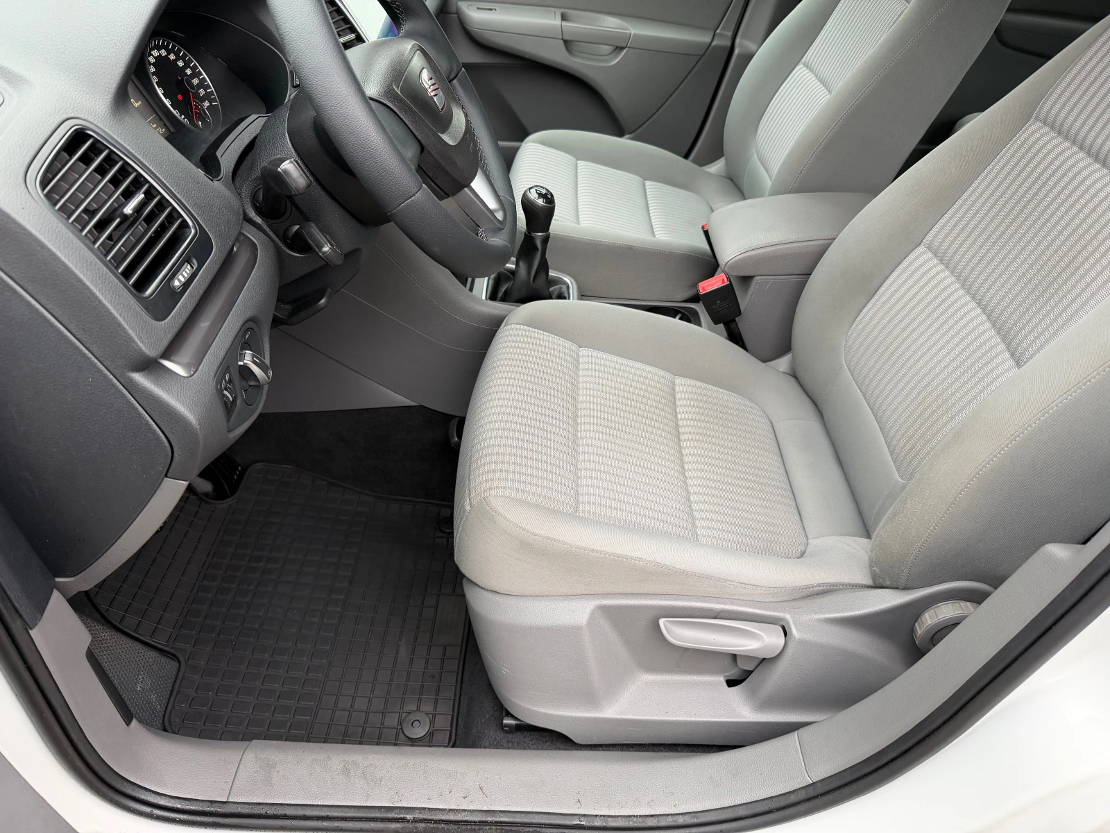 Seat Alhambra 2.0TDI* EVRO5#6SPEED* Navi | Mobile.bg � ����������� 16