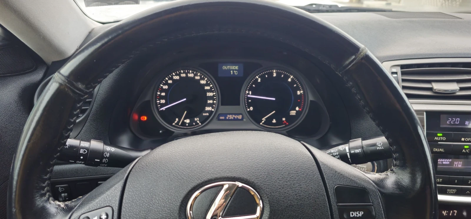 Lexus IS 220d  - изображение 5