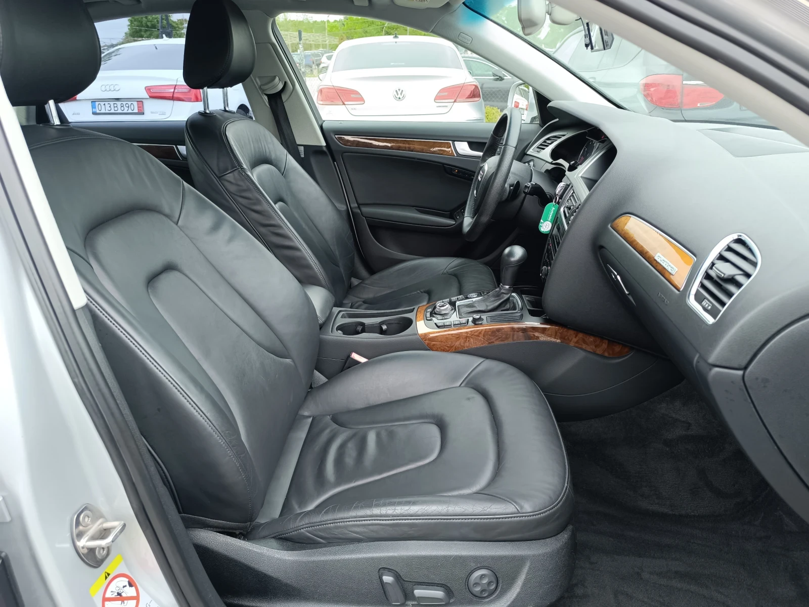 Audi A4 2.0T Quattro  - изображение 10