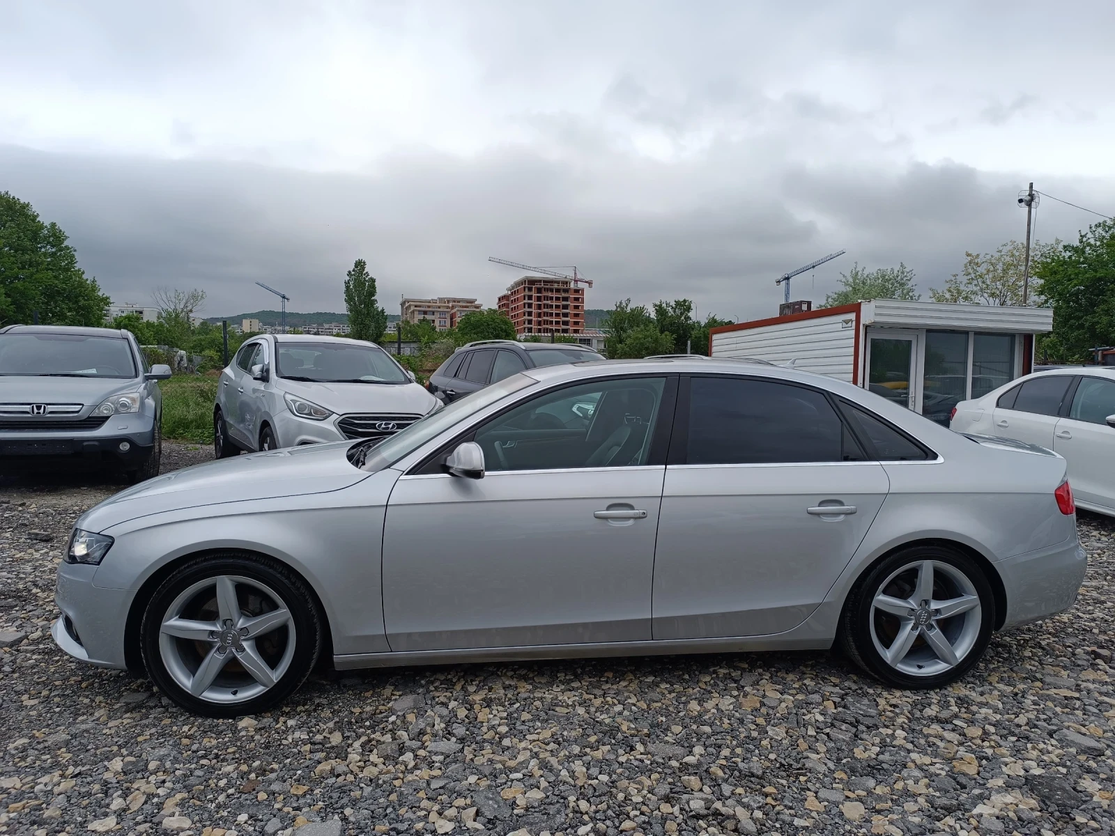 Audi A4 2.0T Quattro  - изображение 5