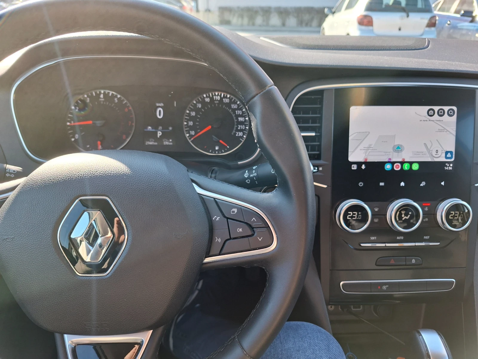 Renault Megane 1332 аutomatik, снимка 10 - Автомобили и джипове - 53751427