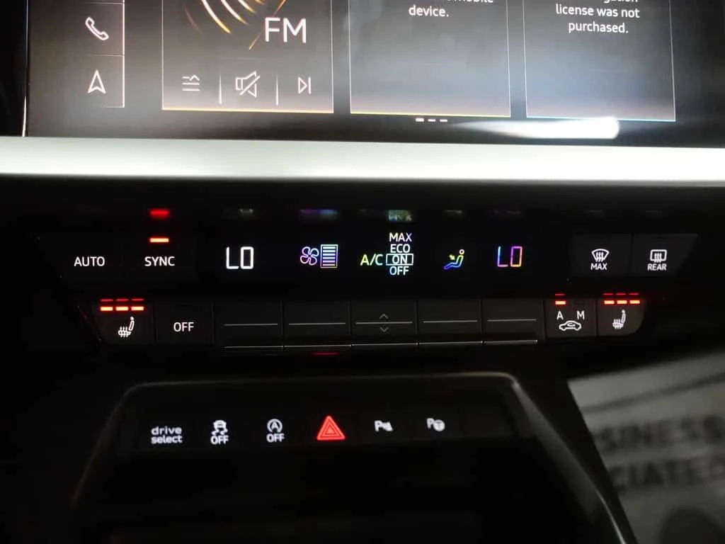 Audi A3 2023 * | AWD | Leather | Sunroof | Digital Dash - изображение 8