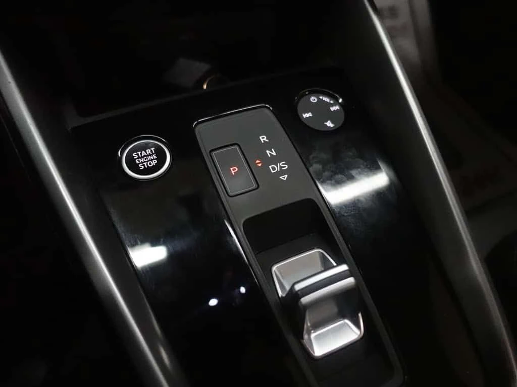 Audi A3 2023 * | AWD | Leather | Sunroof | Digital Dash - изображение 10