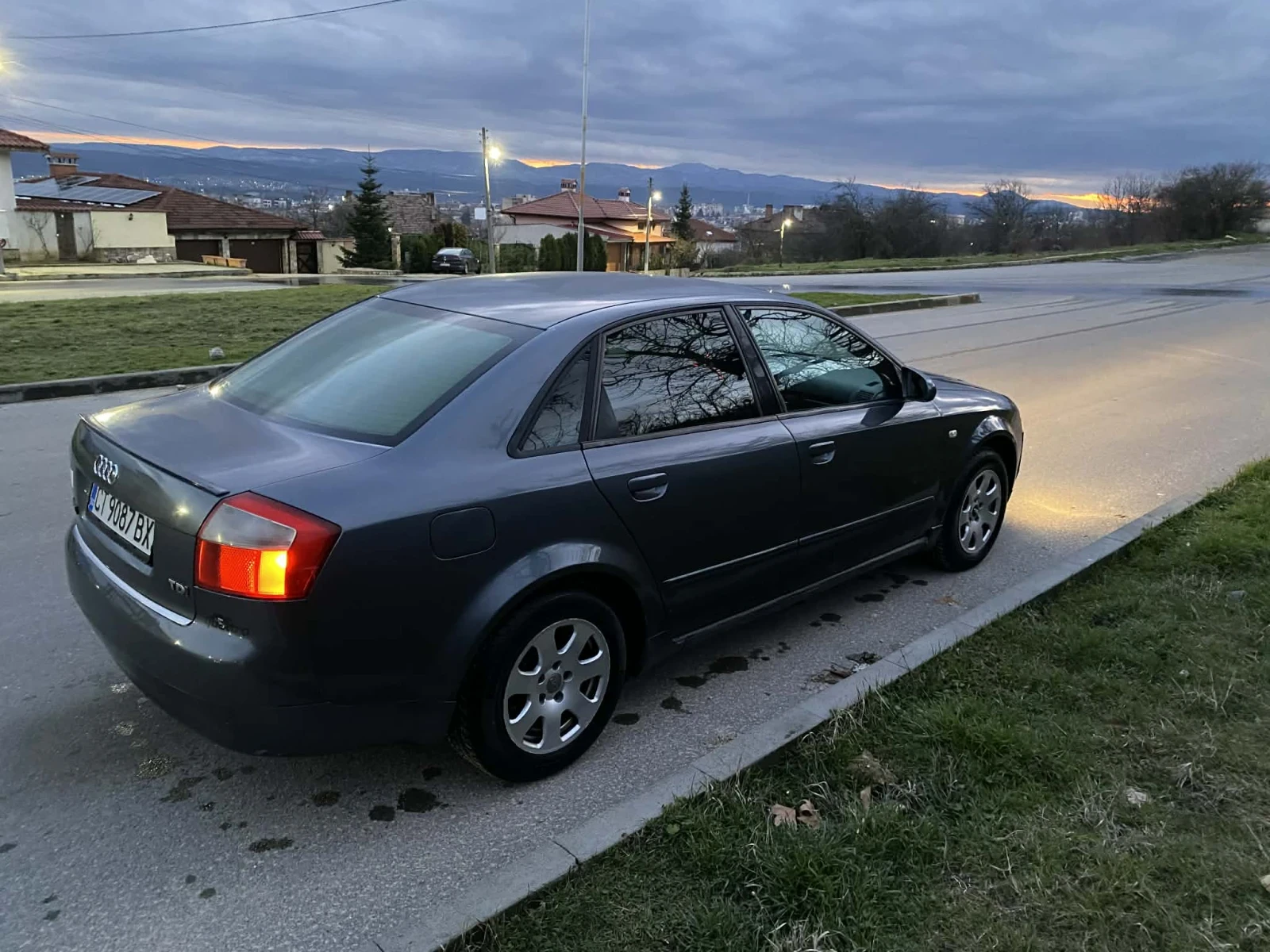 Audi A4, снимка 5 - Автомобили и джипове - 53736905