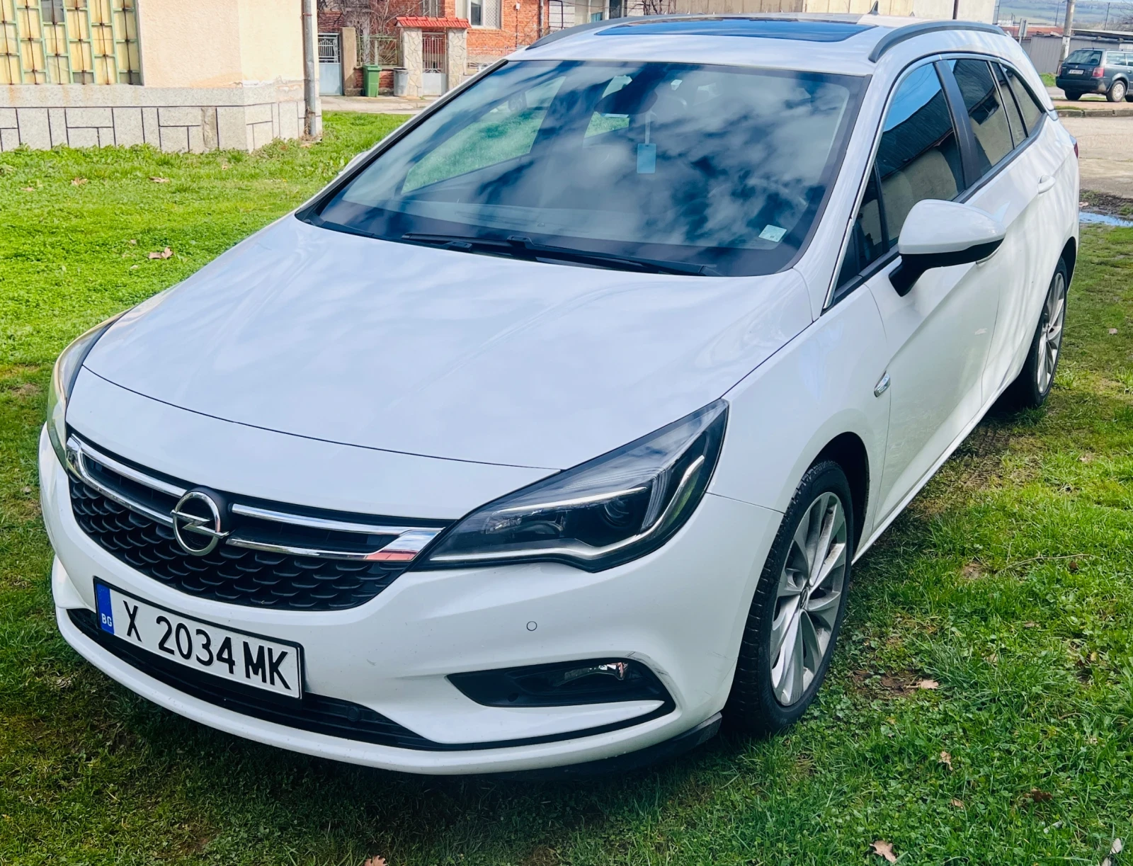 Opel Astra 1.6 CDTI TURBO SPORT К С ПАНОРАМА 