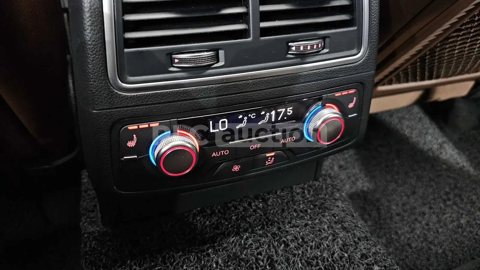 Audi A6 40TDI QUATTRO| ОБДУХ| ПАМЕТ| HUD| вкл.ТЕХНОТЕСT, снимка 15 - Автомобили и джипове - 54595366
