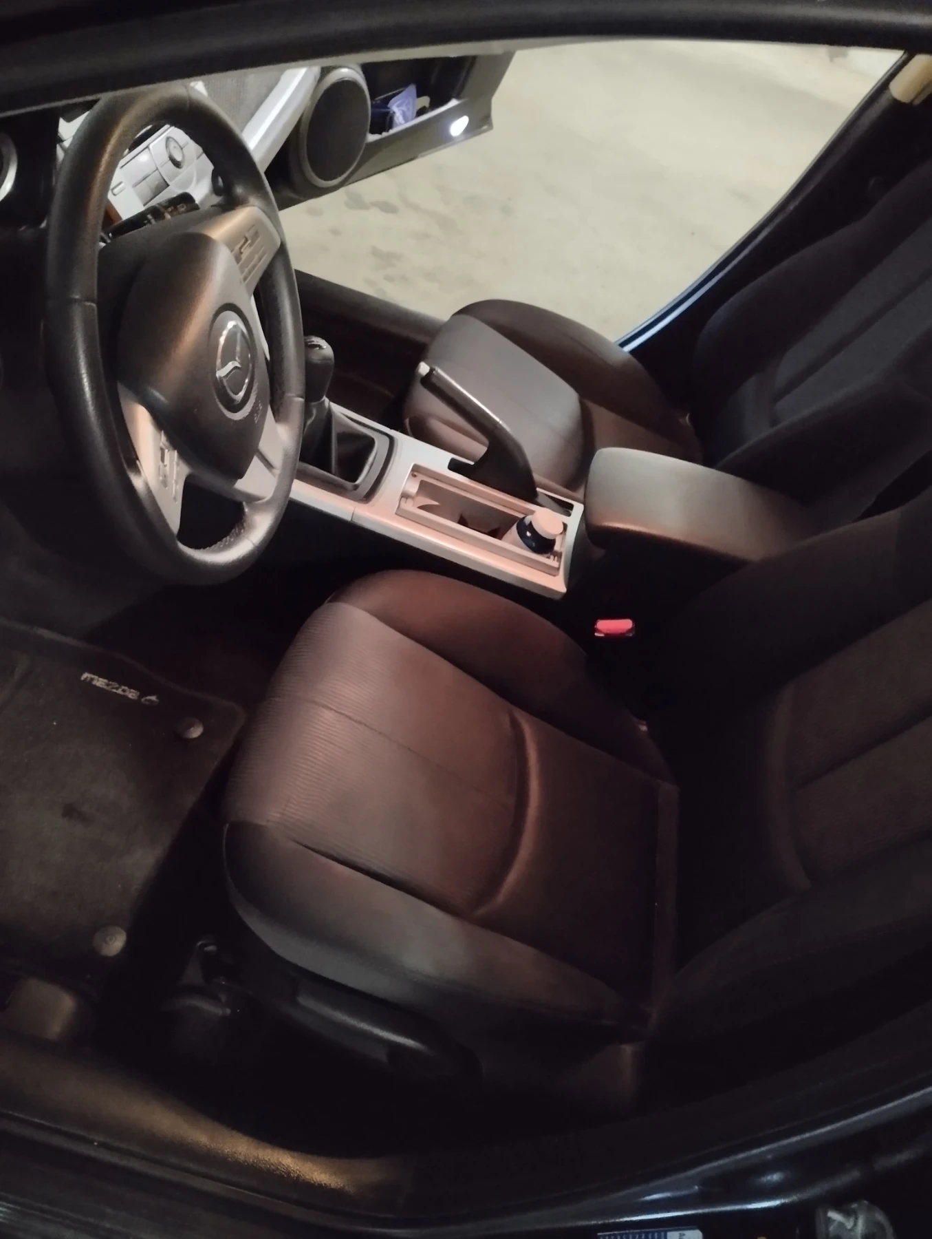 Mazda 6 1.8, снимка 12 - Автомобили и джипове - 55070825