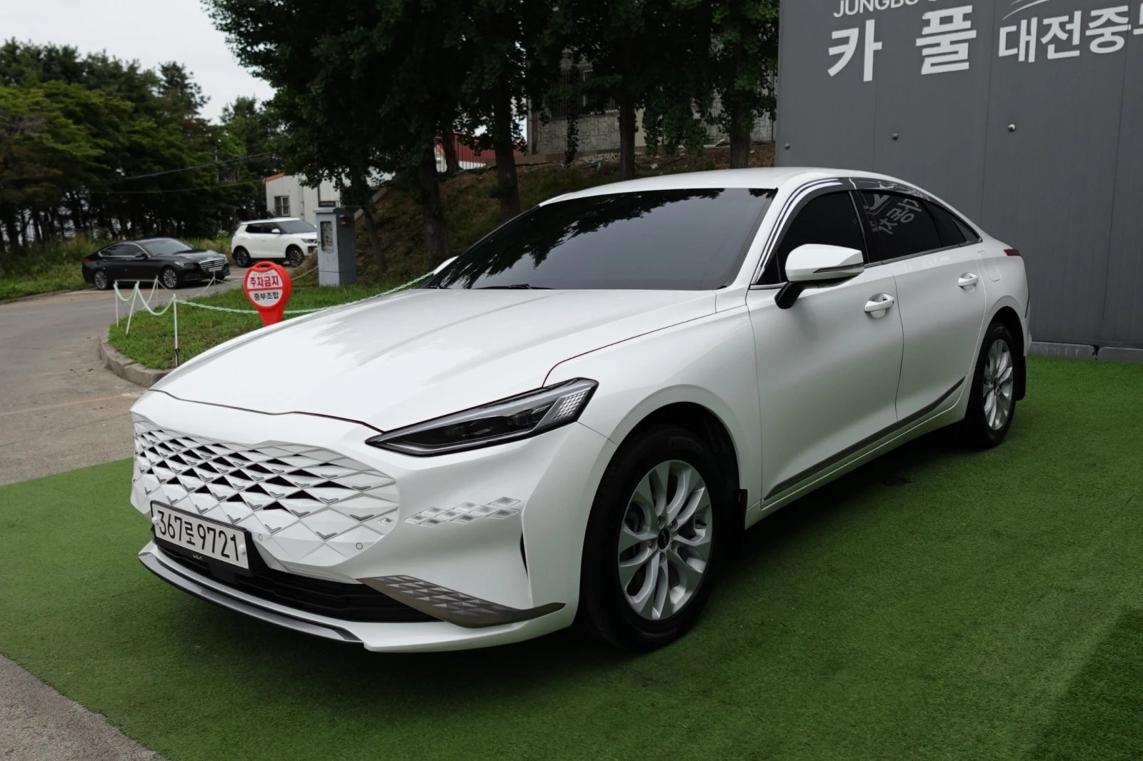 Kia K8 ФАБРИЧНА ГАЗ* ПОДГРЕВИ* ОБДУХ* МАСАЖИ