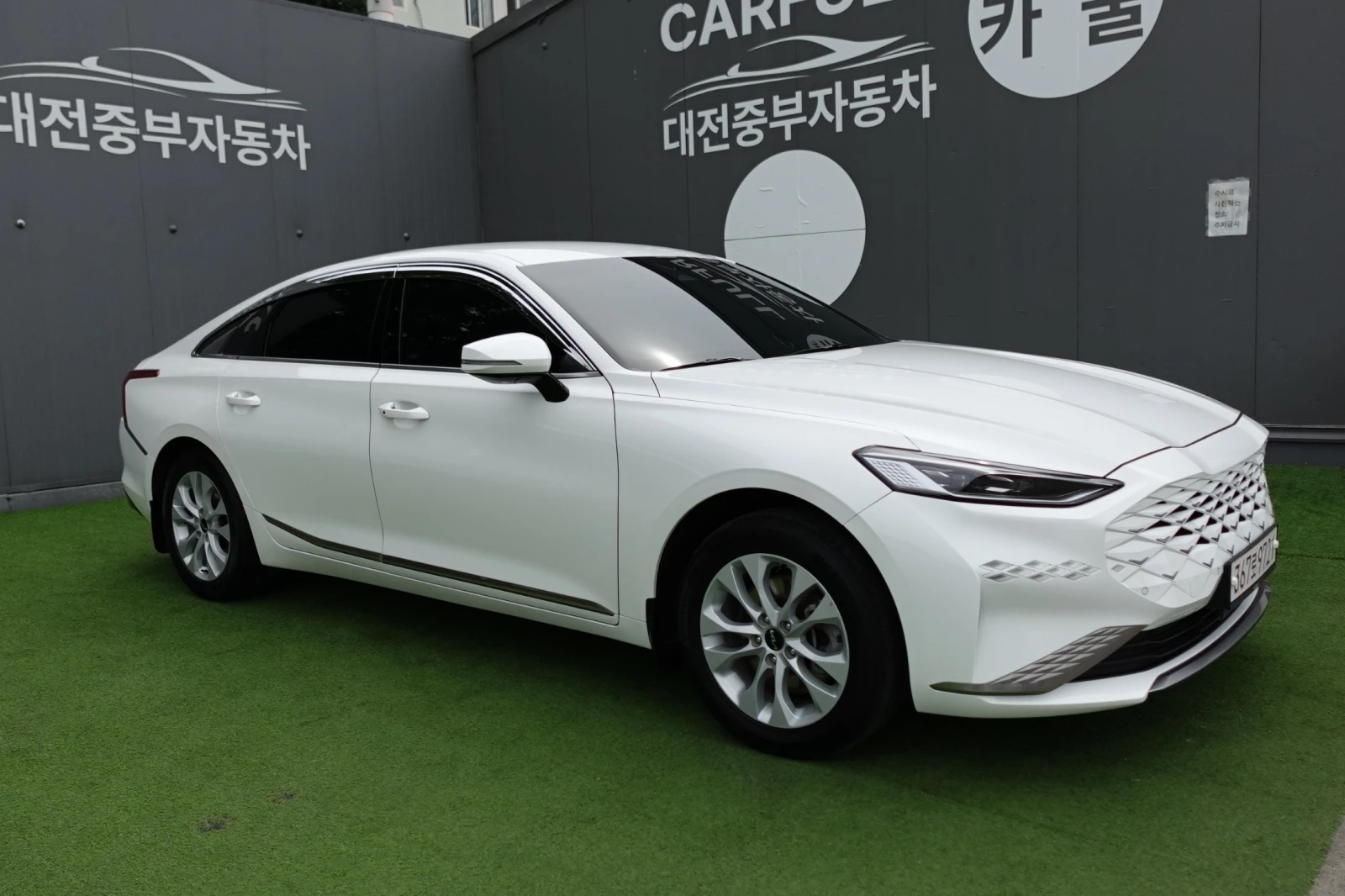 Kia K8 ФАБРИЧНА ГАЗ* ПОДГРЕВИ* ОБДУХ* МАСАЖИ, снимка 7 - Автомобили и джипове - 55146392