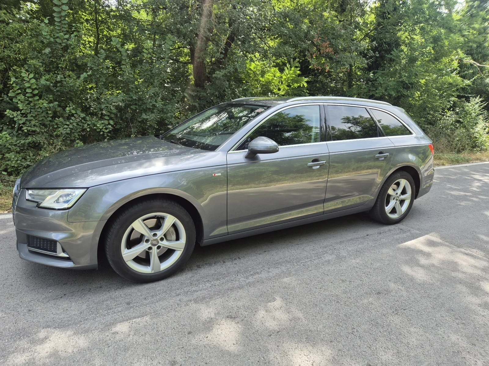Audi A4 Avant 40 tdi s-line, снимка 2 - Автомобили и джипове - 55434313