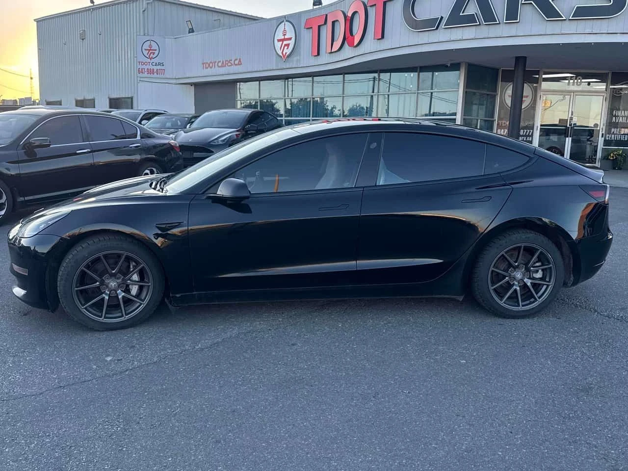 Tesla Model 3 * Standard Range * CARFAX * ОПЦИЯ ЗА ФИНАНСИРАНЕ, снимка 2 - Автомобили и джипове - 55584405