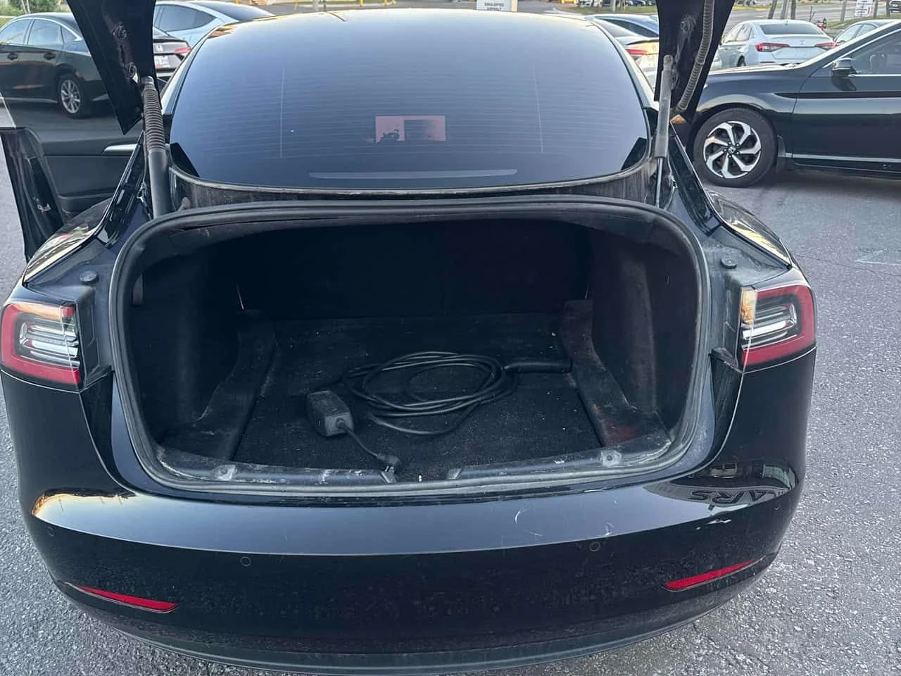 Tesla Model 3 * Standard Range * CARFAX * ОПЦИЯ ЗА ФИНАНСИРАНЕ, снимка 16 - Автомобили и джипове - 55584405