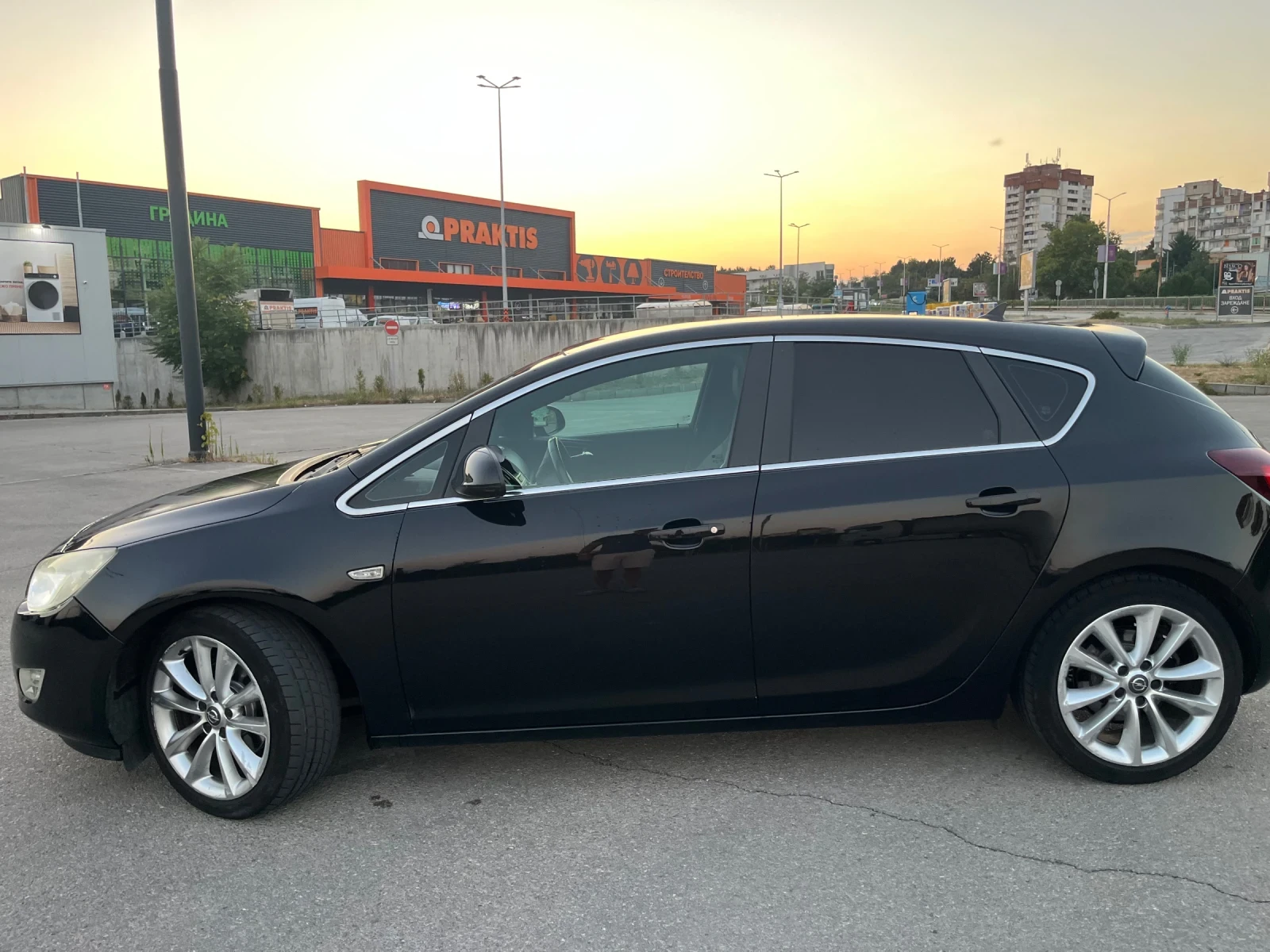 Opel Astra, снимка 7 - Автомобили и джипове - 55768175