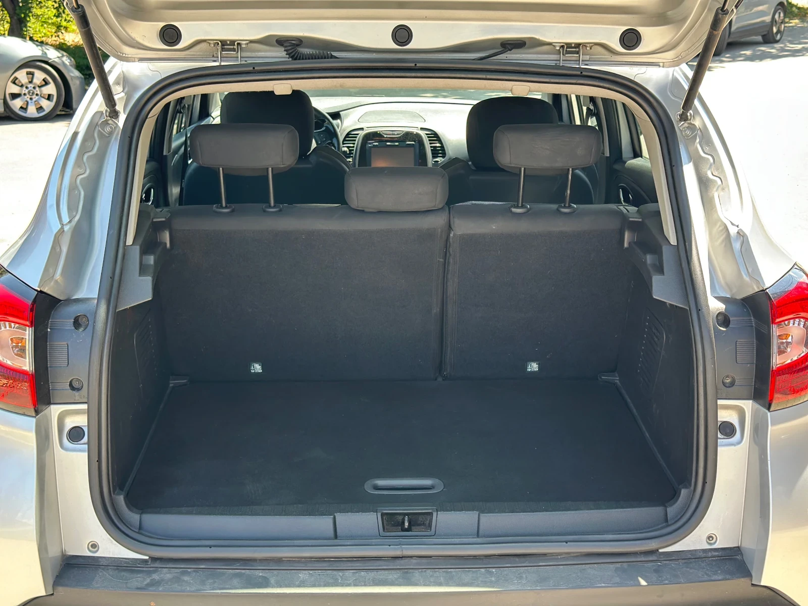 Renault Captur 0.9 TCe, снимка 6 - Автомобили и джипове - 55774577