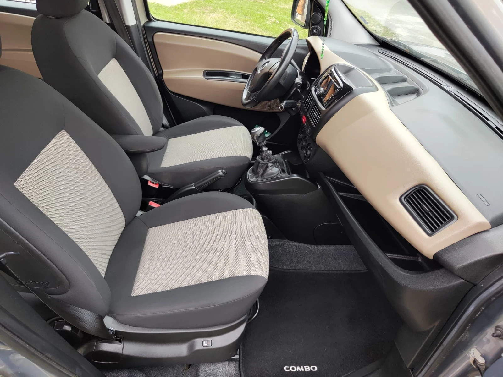 Opel Combo 1.4 - 94 КС, снимка 7 - Автомобили и джипове - 56242124