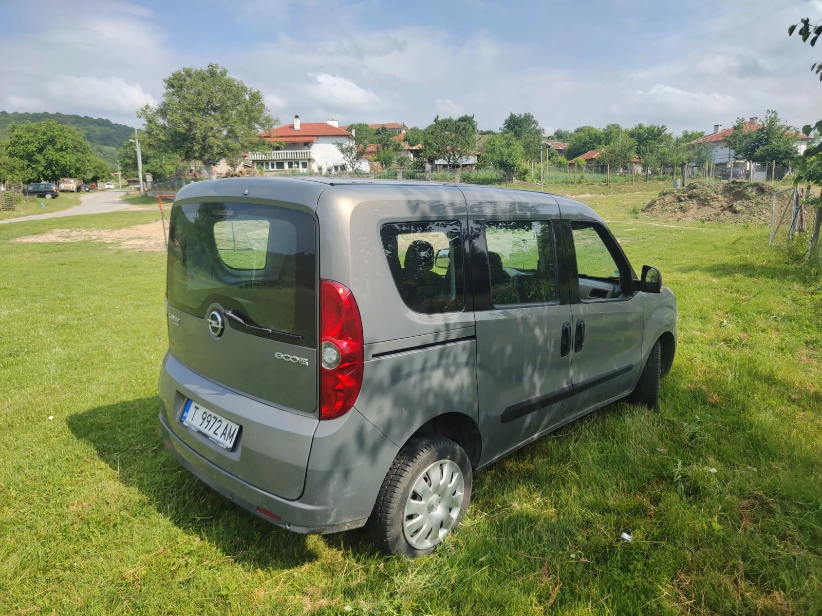 Opel Combo 1.4 - 94 КС, снимка 4 - Автомобили и джипове - 56242124