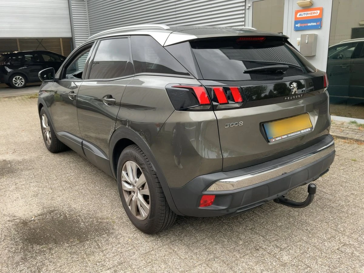 Peugeot 3008 1.2 PureTech Active Business* ВНОС САМО СРЕЩУ 30%, снимка 5 - Автомобили и джипове - 56266218