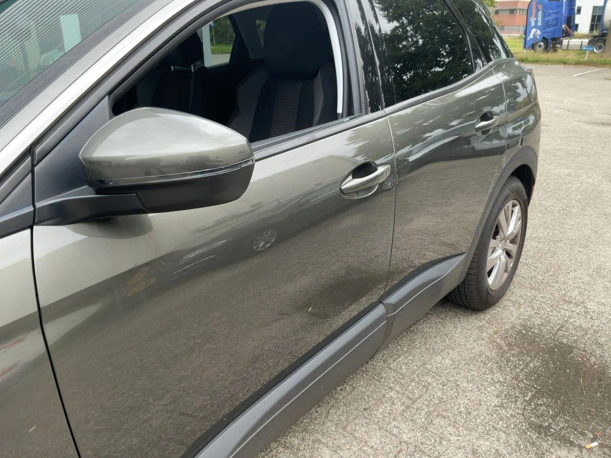 Peugeot 3008 1.2 PureTech Active Business* ВНОС САМО СРЕЩУ 30%, снимка 3 - Автомобили и джипове - 56266218