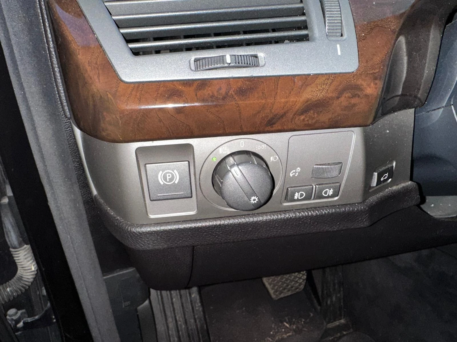 BMW 740, снимка 14 - Автомобили и джипове - 56531293