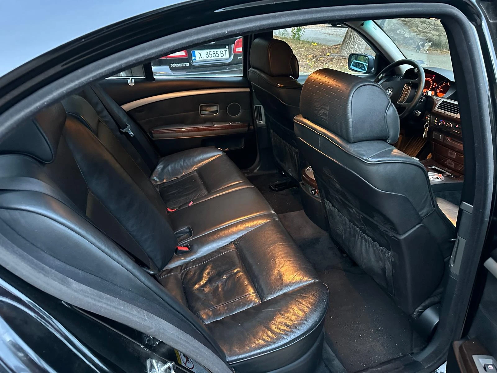 BMW 740, снимка 12 - Автомобили и джипове - 56531293