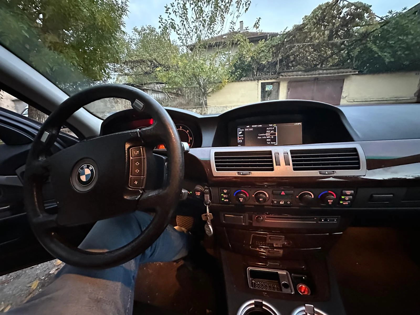 BMW 740, снимка 16 - Автомобили и джипове - 56531293